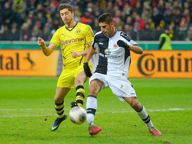 Frankfurt musste sich trotz guter Leistung in einem ausgeglichen Spiel zweier Fußball-Bundesligisten spät mit 0:1 (0:0) geschlagen geben