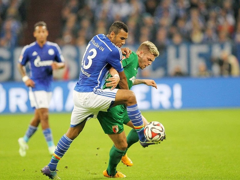 Schalke 04 feierte einen wichtigen, allerdings auch glücklichen 1:0-Sieg gegen den FC Augsburg - und musste diesen Sieg teuer bezahlen: Julian Draxler verletzte sich wohl schwer am Oberschenkel.