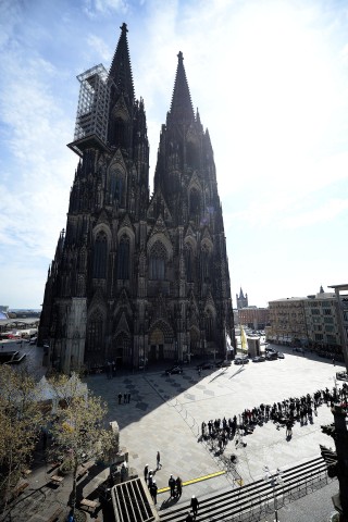 Der Domvorplatz war für die Öffentlichkeit gesperrt, die Trauerfeier...