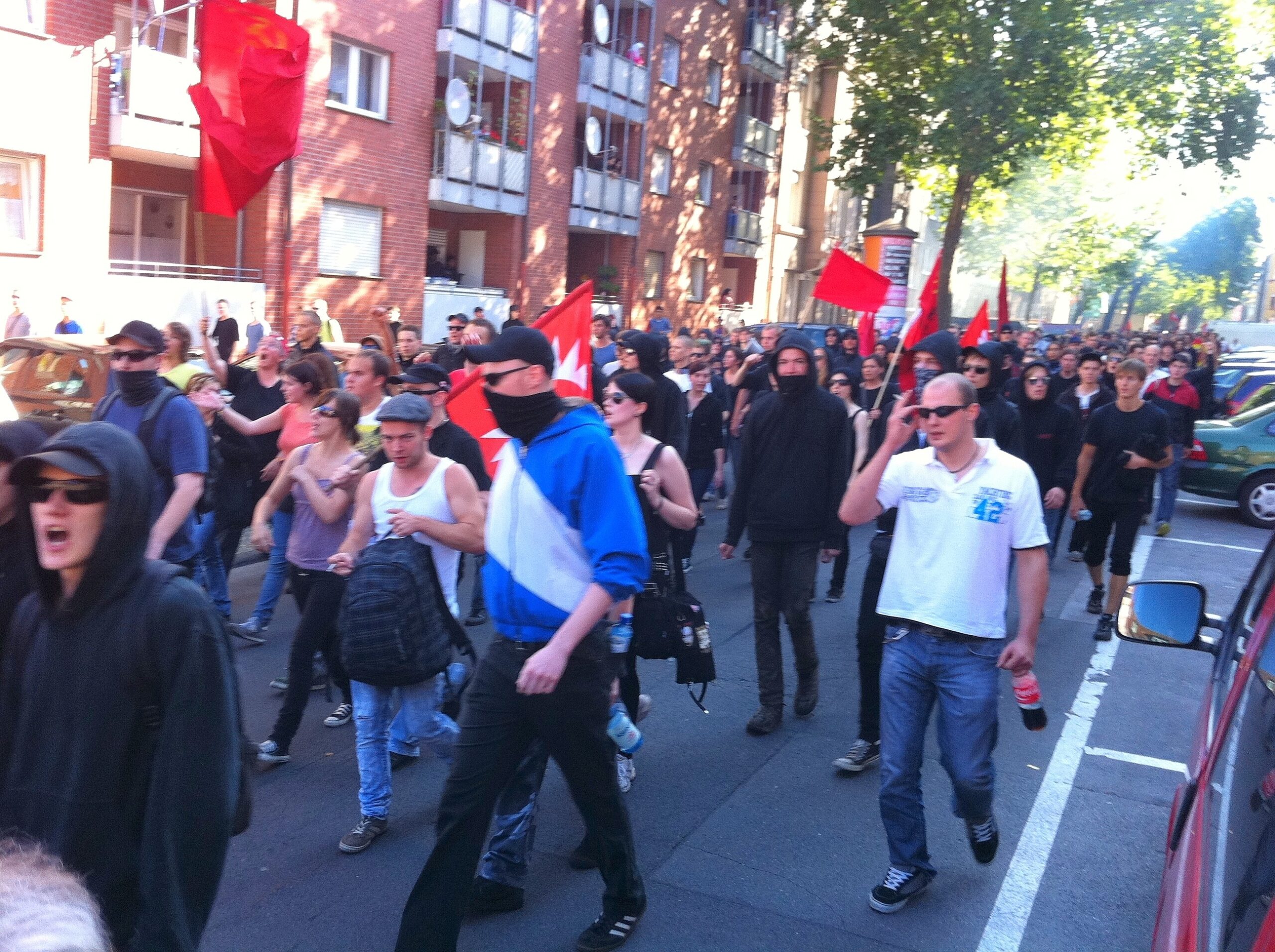 Einige Autonome der Antifa gelten als gewaltbereit und aggressiv. 