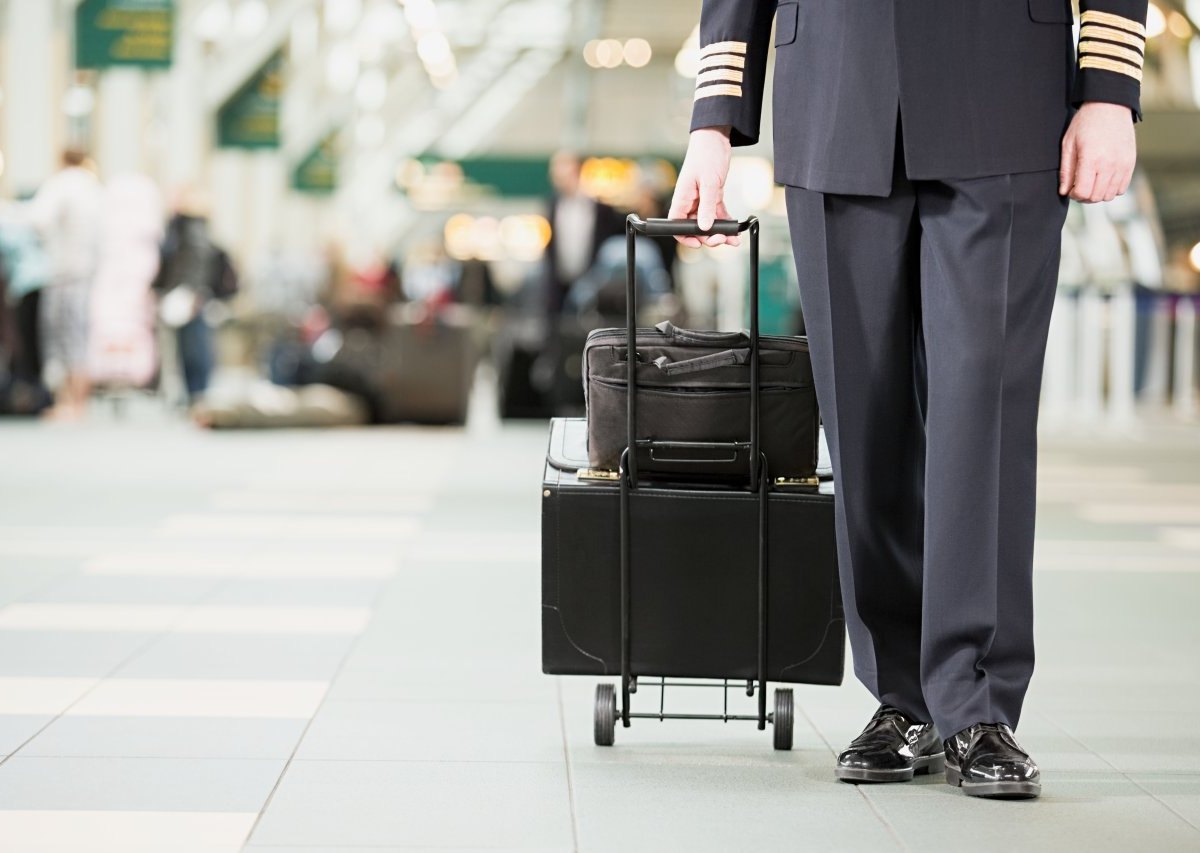 urlaub-flughafen-chaos-pilot.jpg