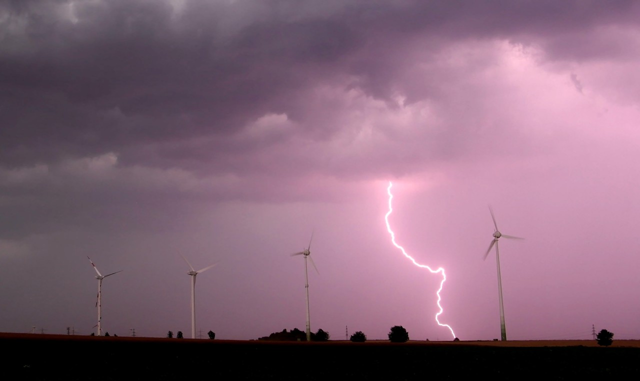 Unwettergefahr in NRW! Uns steht eine unschöne Woche bevor. (Symbolbild) 