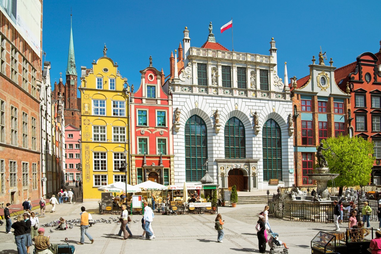 Die Altstadt in Gdansk wurde nach der starken Zerstörung im Zweiten Weltkrieg aufwändig im vorherigen Stil wieder aufgebaut. 