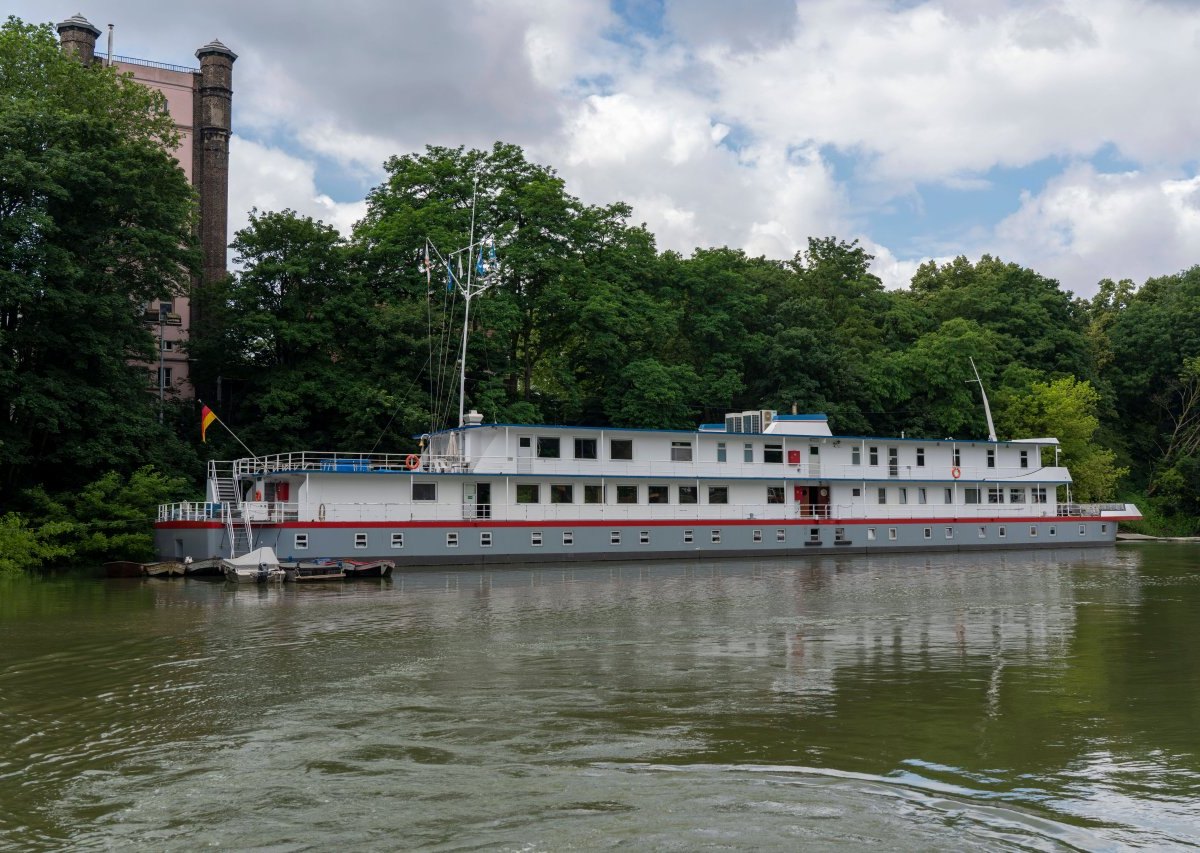 Duisburg-Schulschiff