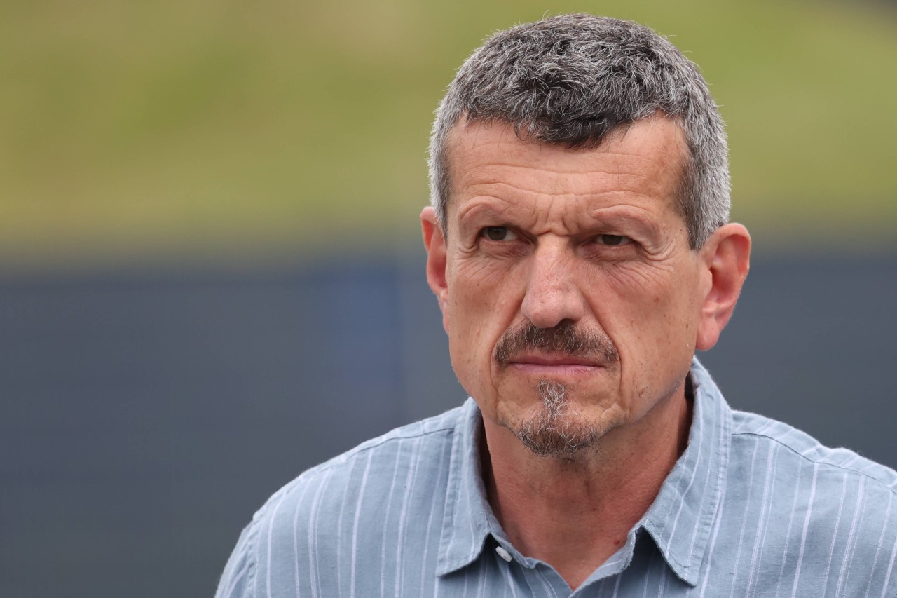 Haas-Boss Günther Steiner hat eine zeitnahe Entscheidung über die Zukunft Schumachers angekündigt. 