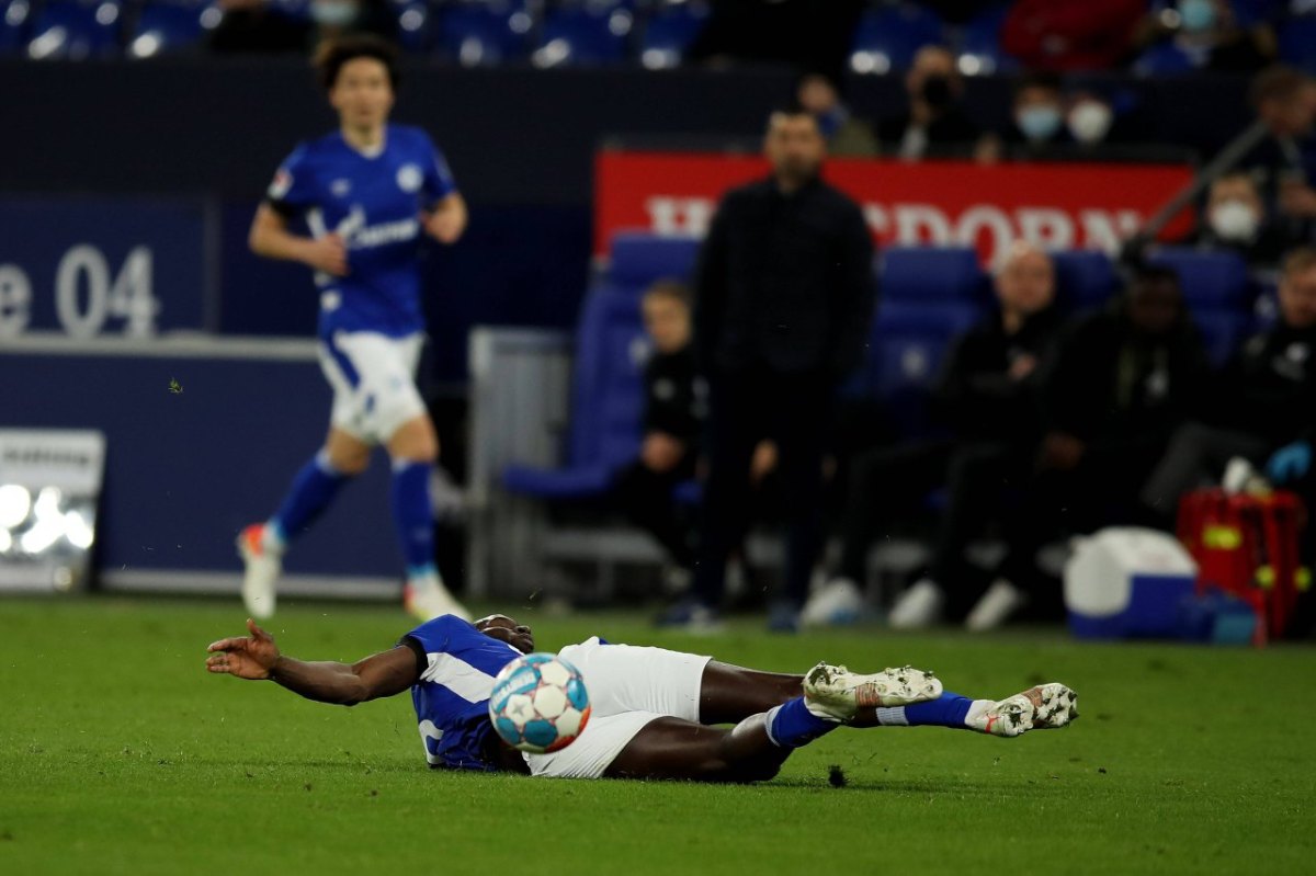 schalke-salif-sane.jpg