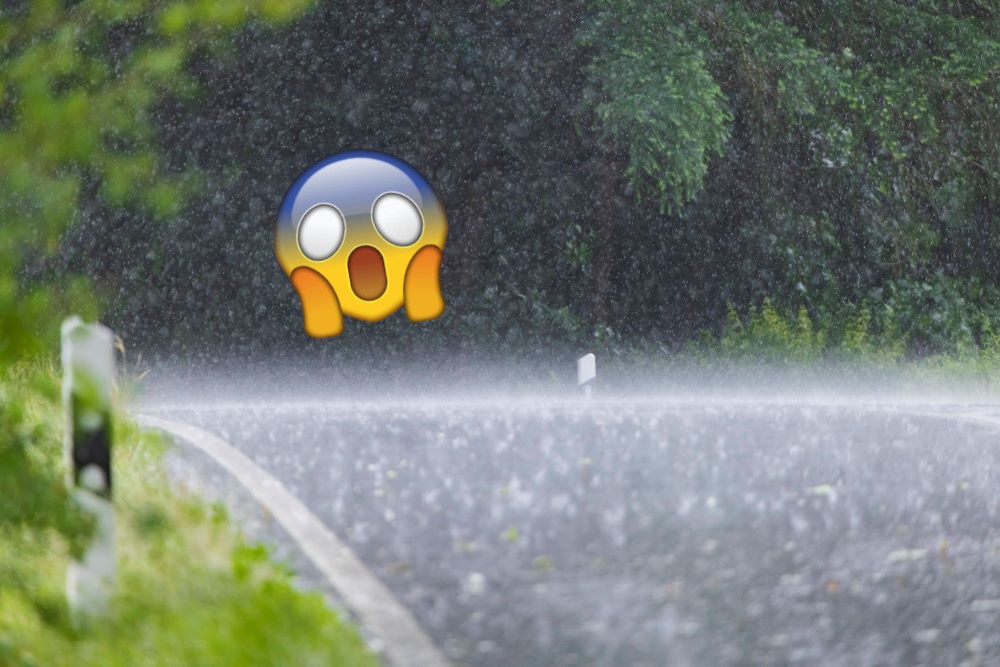 Wetter in NRW: Nach den heißen Temperaturen erwartet dich am Anfang der Woche eine kalte Dusche. (Symbolbild)