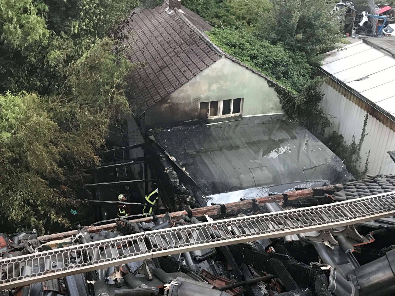 Bochum: Das Haus ist nicht mehr bewohnbar.