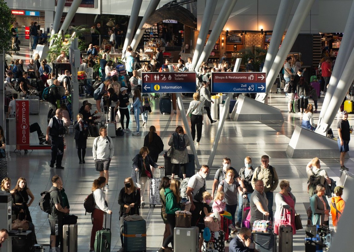 Flughafen Düsseldorf.jpg