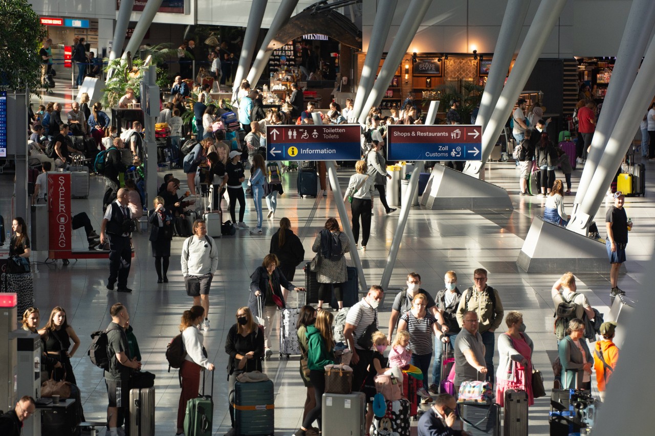 Am Flughafen Düsseldorf soll sich demnächst einiges ändern. (Symbolbild) 