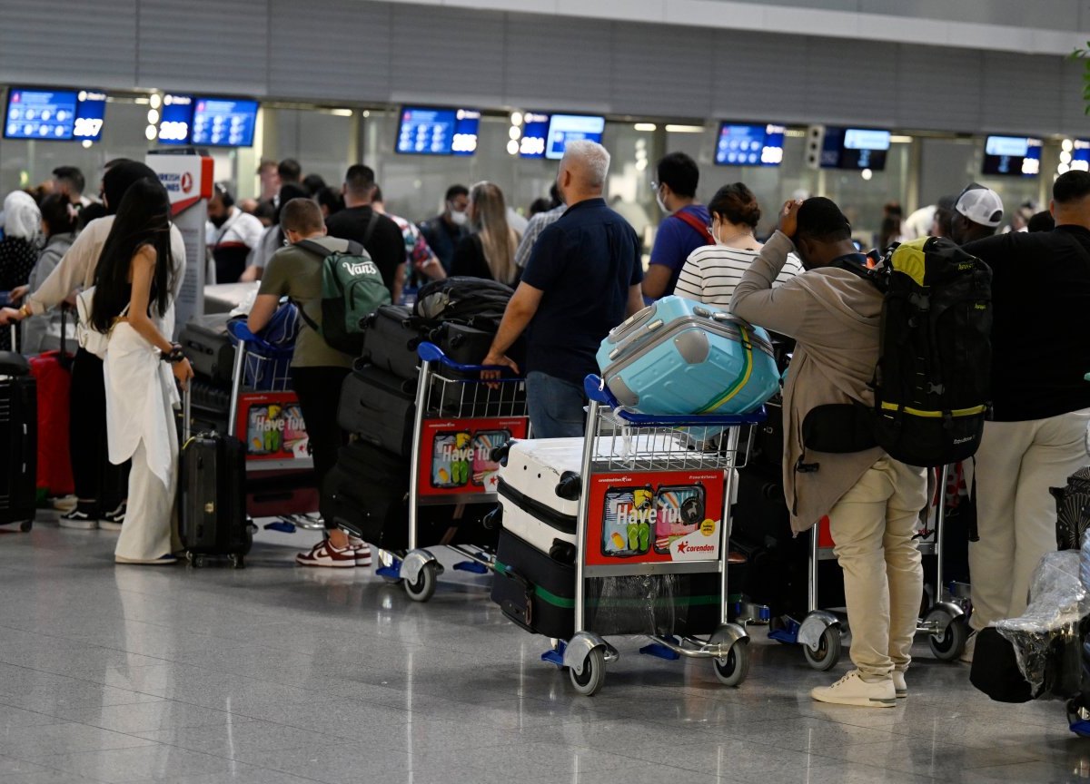 Flughafen_Düsseldorf.jpg