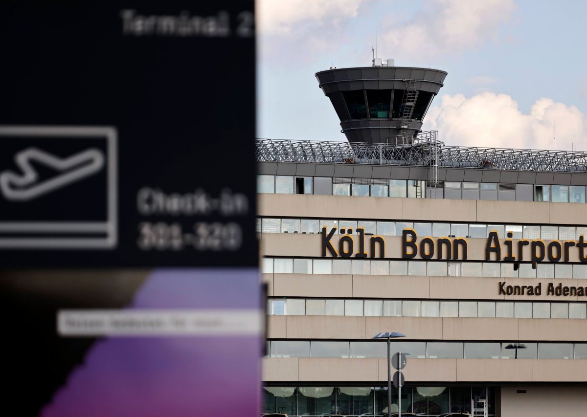 Flughafen Köln/Bonn.jpg