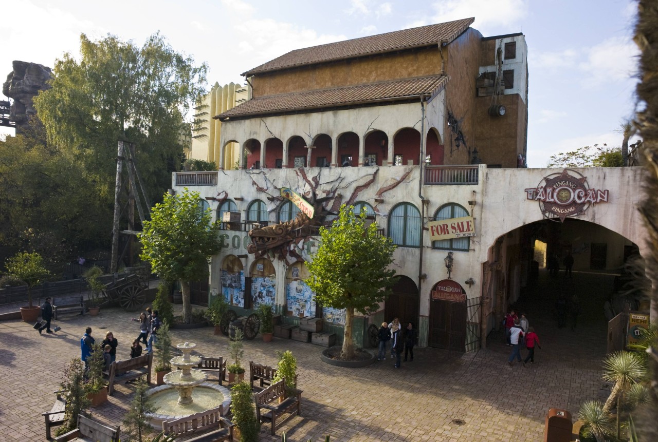 Im Phantasialand war eine Besucherin von ihrem Ritt auf dem Talocan nur wenig begeistert. (Archivbild) 