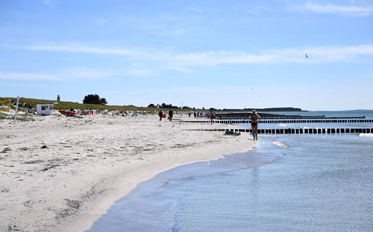 Urlaub an der Ostsee: Die Insel Hiddensee wurde jetzt Opfer unbekannter Technik-Experten. (Symbolbild)