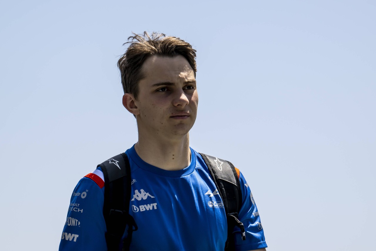 Oscar Piastri wird Stammfahrer in der Formel 1.