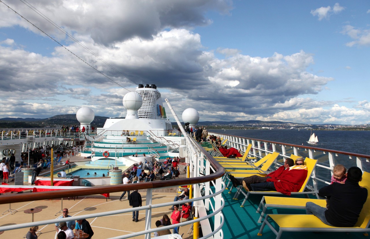 Kreuzfahrt-Urlaubern platzt der Kragen: Das Verhalten einiger Passagiere sorgt für großen Ärger an Bord.