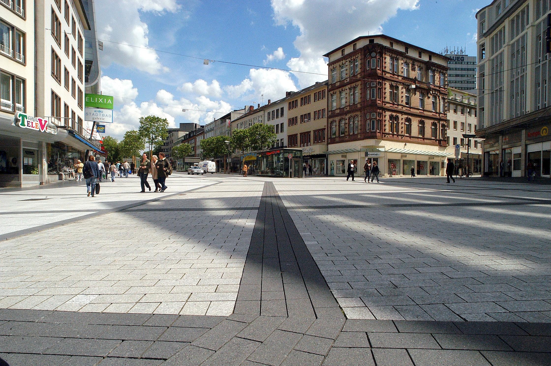 Öde: der Boulevard.  Foto: Horst Müller