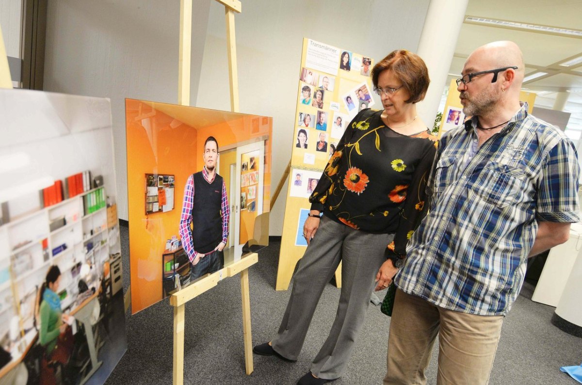 Christopher-Street-Day, Ausstellung, Annette von Brauchitsch-Lavaulx und Joachim Müller.jpg