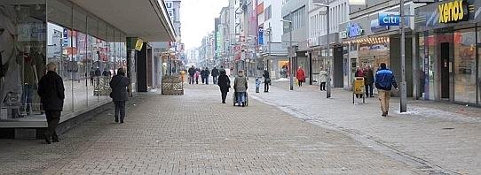 Ei nkaufstraße Marktstraße fast gespenstisch--543x199.jpg