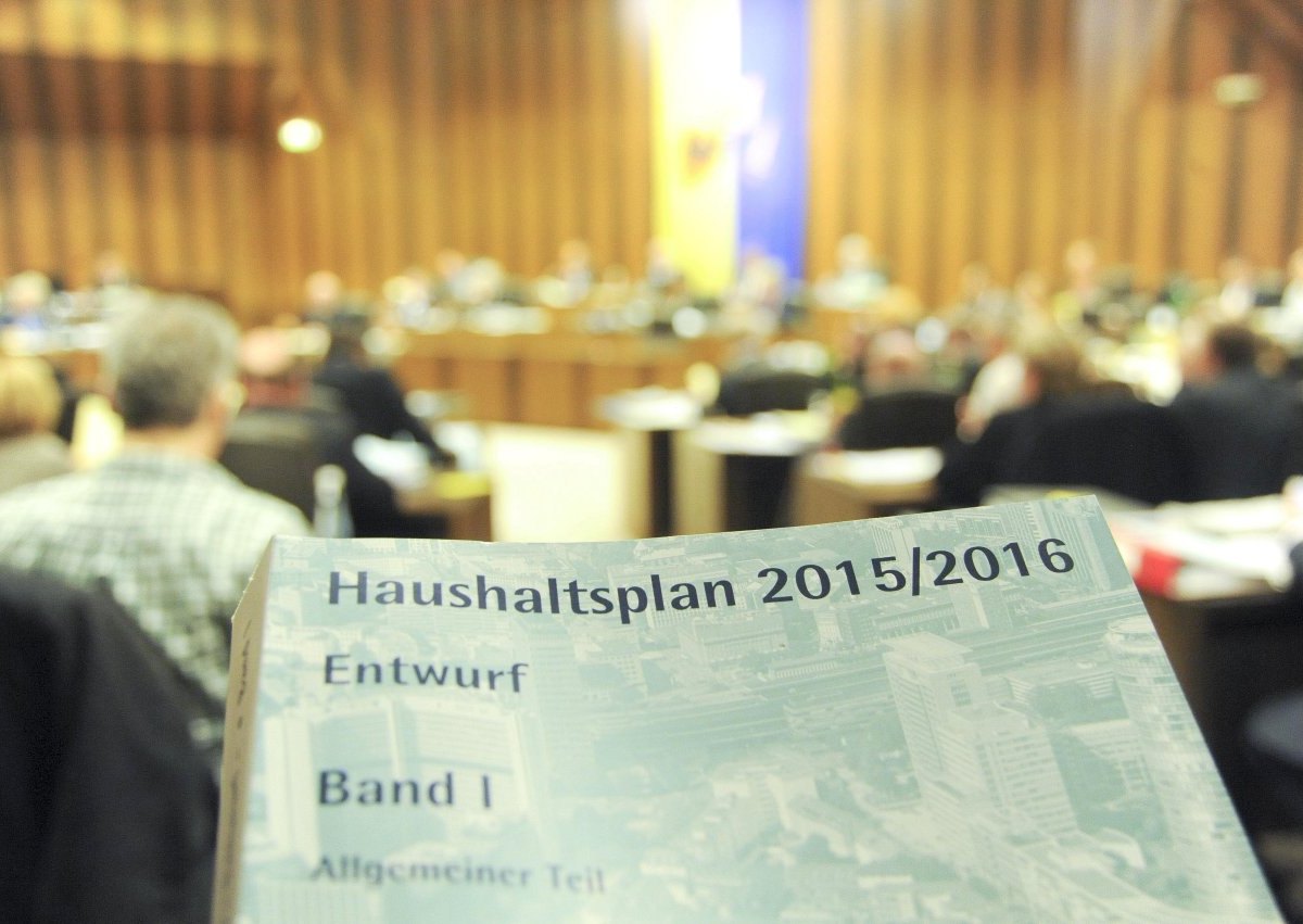 Haushaltsplan Stadt Essen 2015_16.jpg