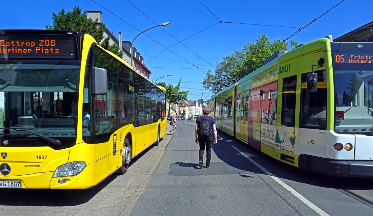 Bahn Bus Ruhrgebiet