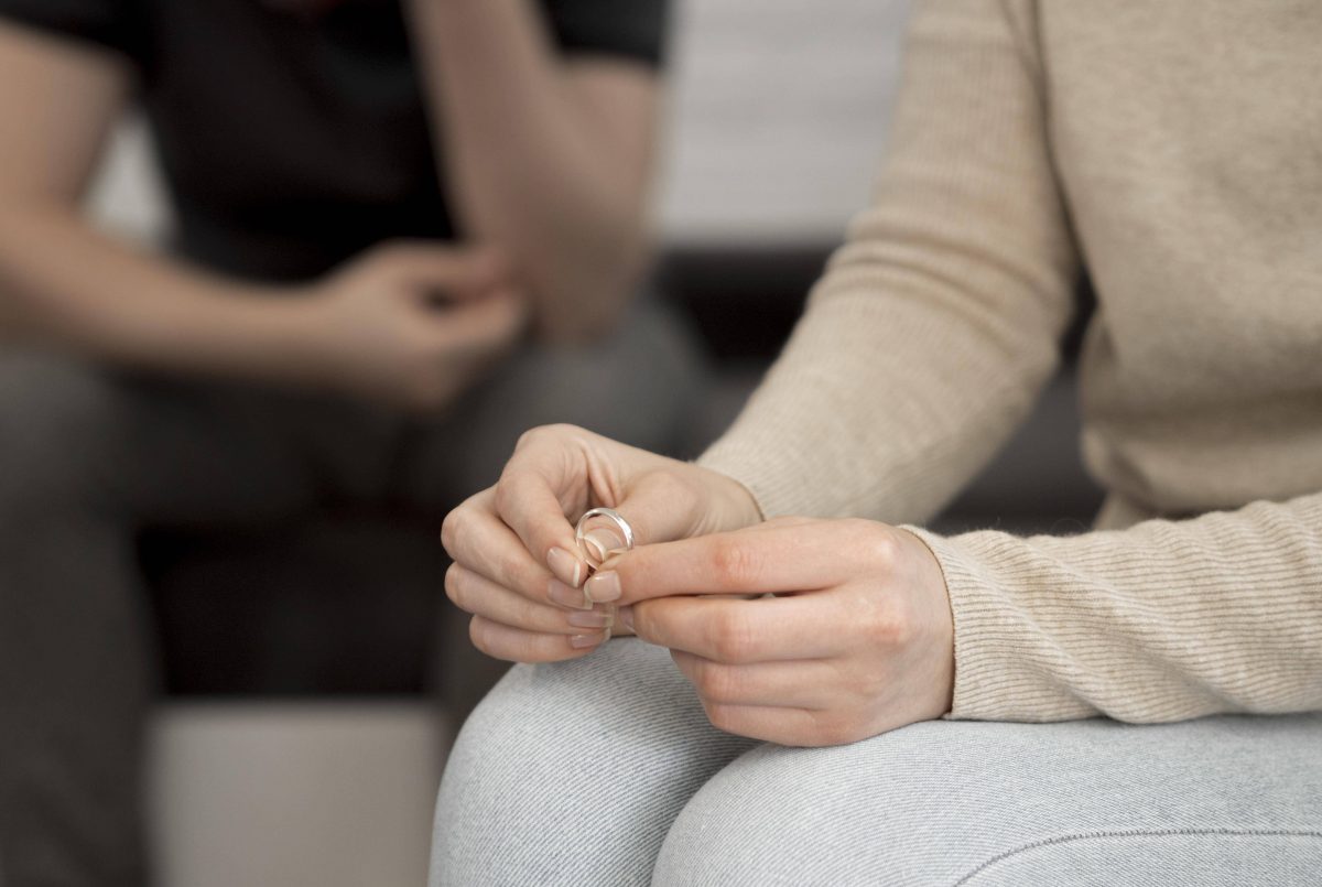 Noch vor der Hochzeit hat sich ein Paar so sehr gestritten, dass die Braut in Spe wutentbrannt das Haus verlassen hat. (Symbolbild)