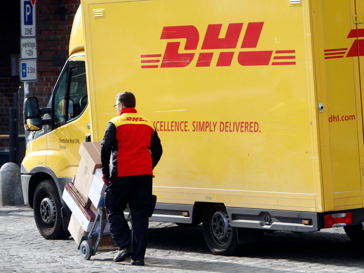 DHL