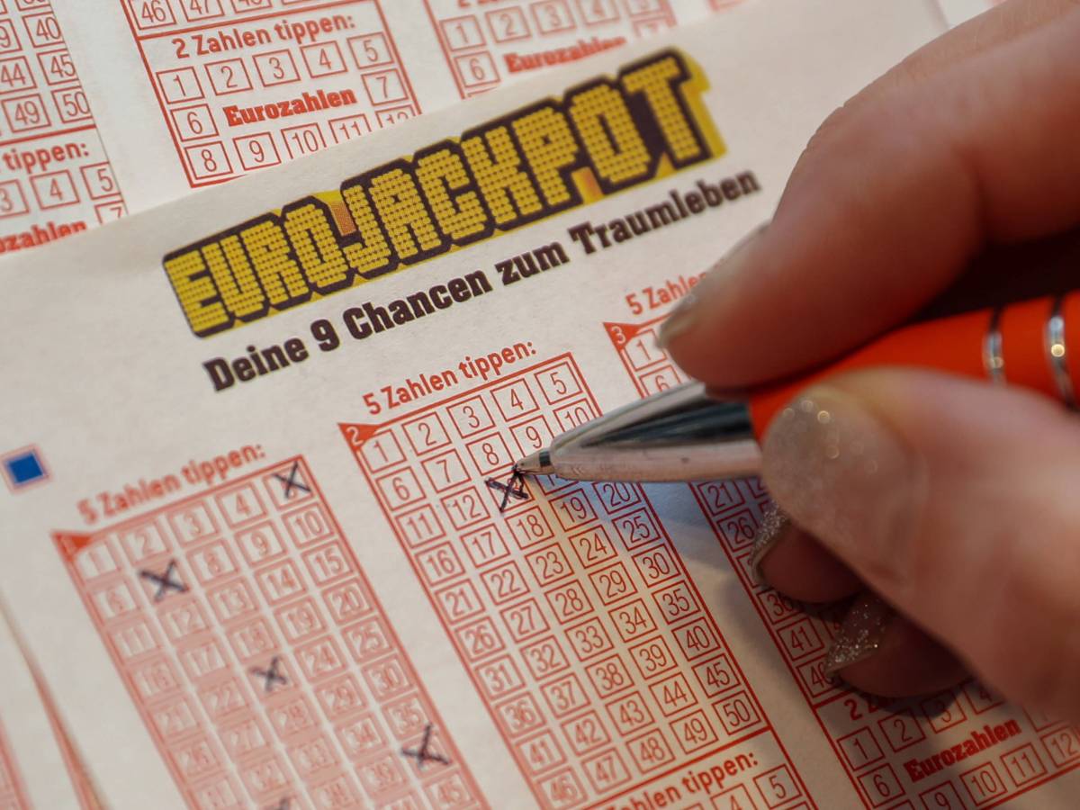 Lotto-Spieler rÃ¤umt 107 Millionen Euro ab. Doch seine PlÃ¤ne sind ungewÃ¶hlnlich.