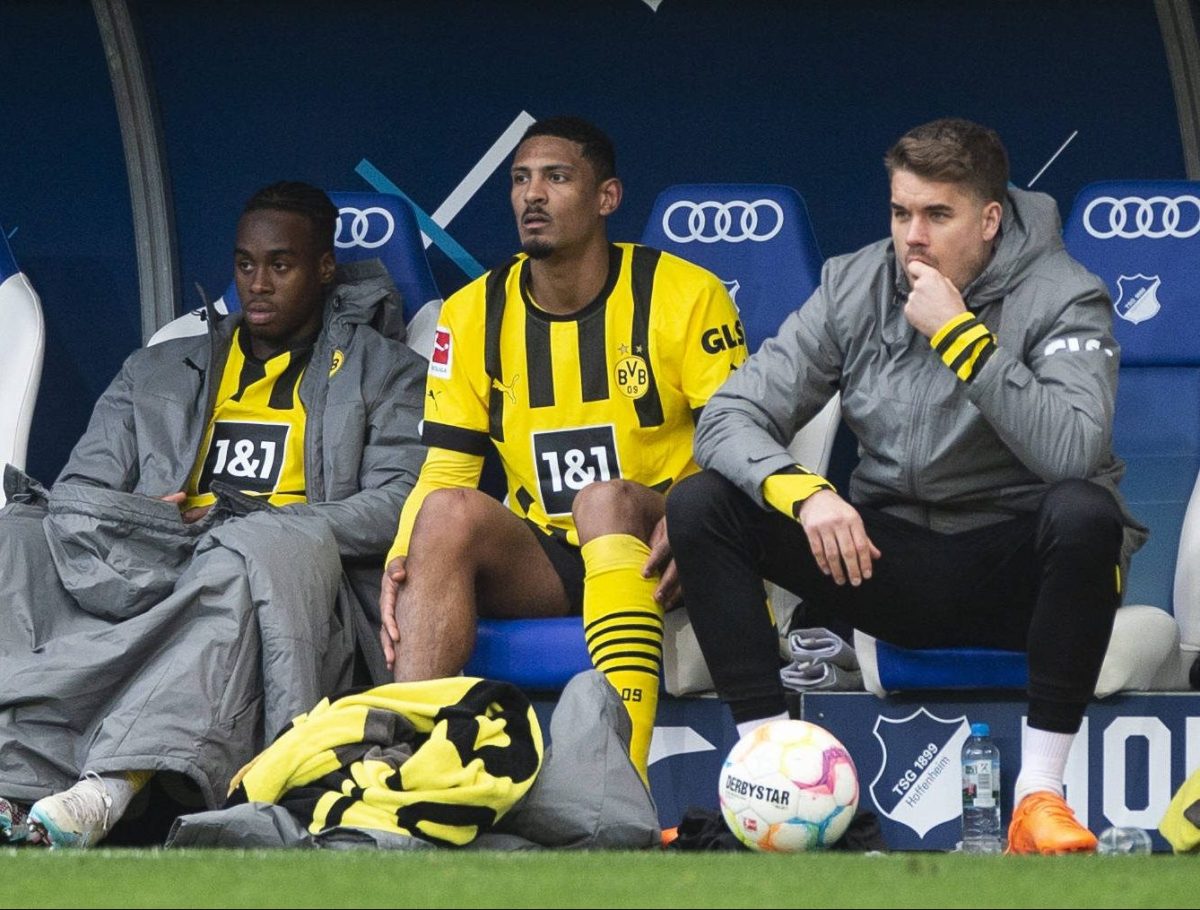 Borussia Dortmund könnte gegen Schalke auf die Dienste von Alexander Meyer angewiesen sein.