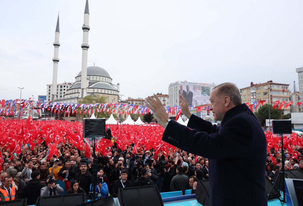 SPD-Politiker Karaahmetoğlu ist der Meinung, dass die Türkei-Wahlen in Deutschland dem Zusammenhalt schaden würde. Das fordert er.