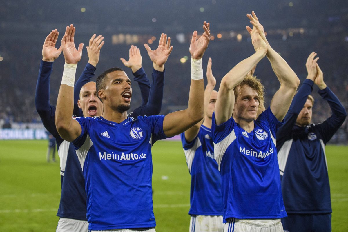 Moritz Jenz ist bei Schalke 04 - Frankfurt wieder an Bord.