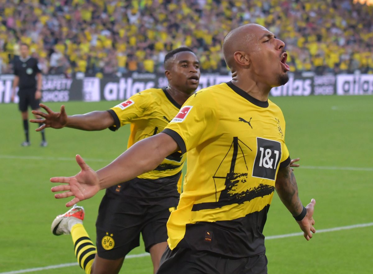 Donyell Malen schießt Borussia Dortmund zum Sieg.