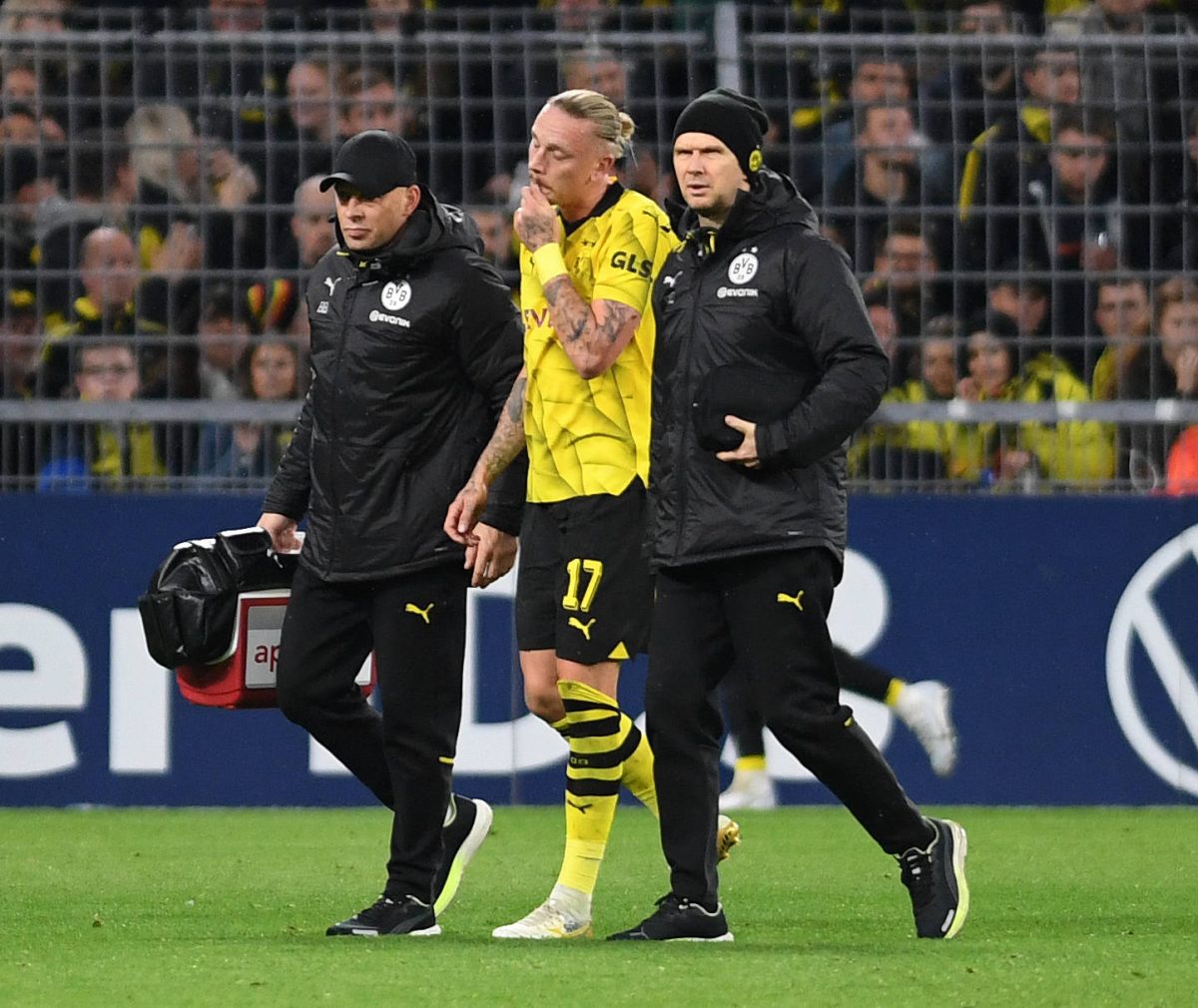 Borussia Dortmund: Marius Wolf muss angeschlagen runter.
