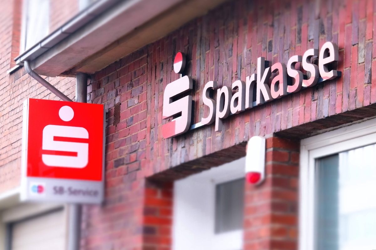 Geht es mit Deutschland bergab? Sorge bei der Sparkasse