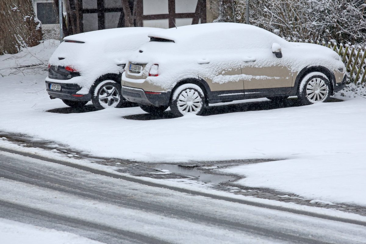 Im Verkehr droht allen Autofahrern beim aktuell Wetter ein Bußgeld!