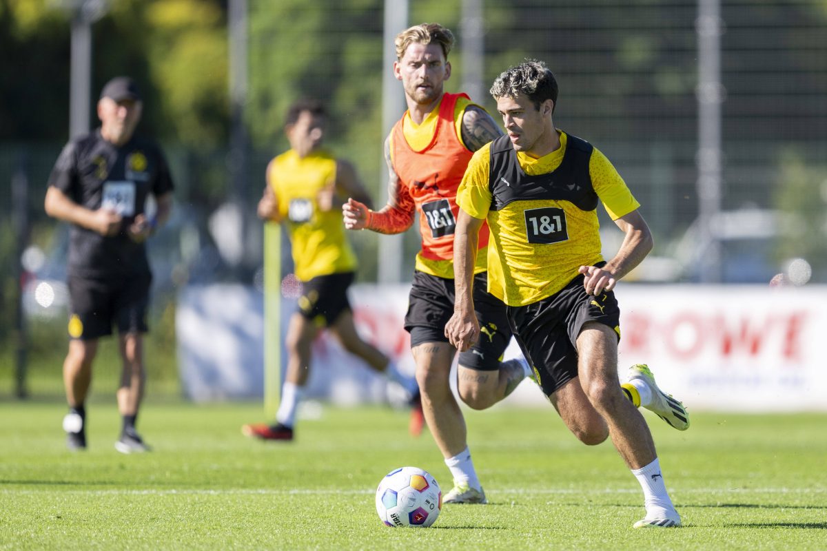 In den vergangenen Stunden hat sich der Wechsel bereits angebahnt, nun ist er offiziell. Borussia Dortmund gibt ein Youngster ab.