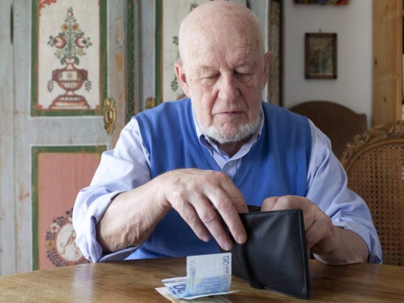Rente: Senioren zahlen mehr Abgaben, als sie zurück kriegen – „Unverschämtheit“
