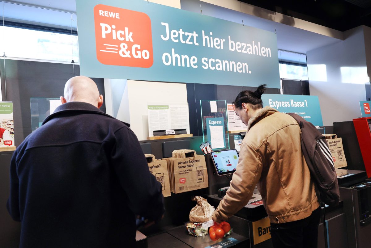 Rewe in NRW mit neuer Pick&Go-Technologie.