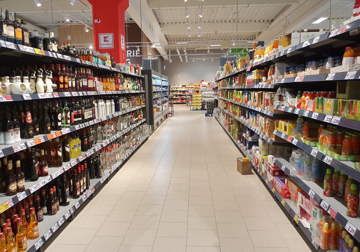 Kaufland mit Weihnachtscountdown im Netz