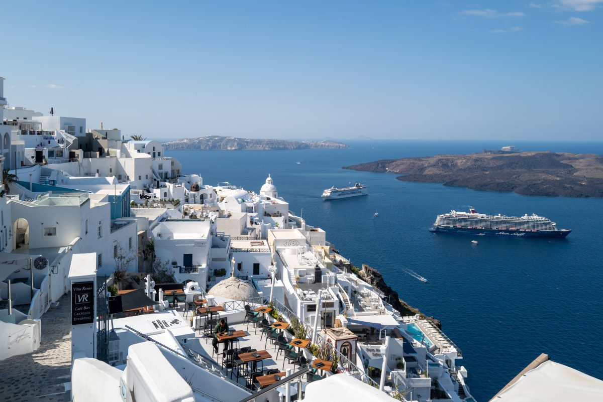 Kreuzfahrt-Touristen mÃ¼ssen auf einen Halt in Santorini verzichten. (Symbolfoto)