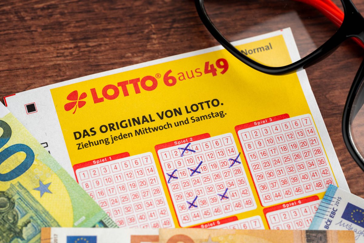 Nach dem Lotto-Gewinn gab das Paar viel Geld für ihre Leidenschaft aus,