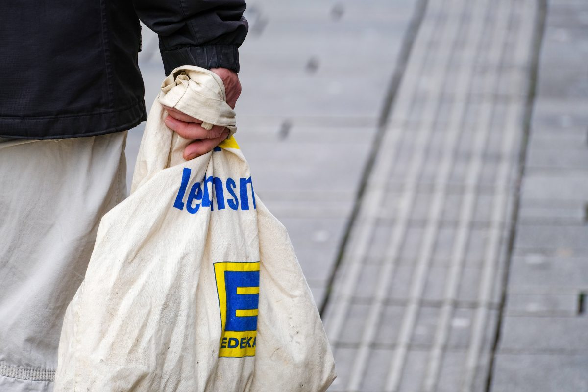 Ein Kunde von Edeka kann es nicht glauben, als er diese Verpackung öffnete.