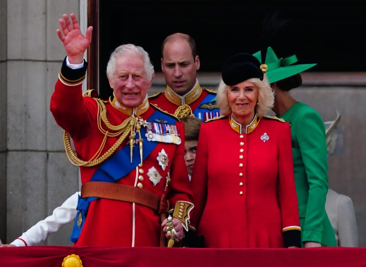 König Charles III. steht vor einer royalen Zerreißprobe: Mit DIESER Entscheidung könnte er das Gesicht der Monarchie nachhaltig prägen...