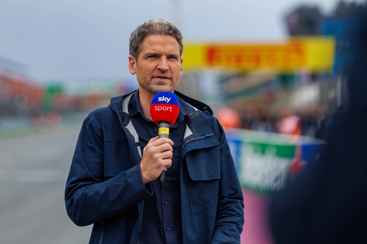 Peter Hardenacke moderiert die Formel 1 auf Sky.