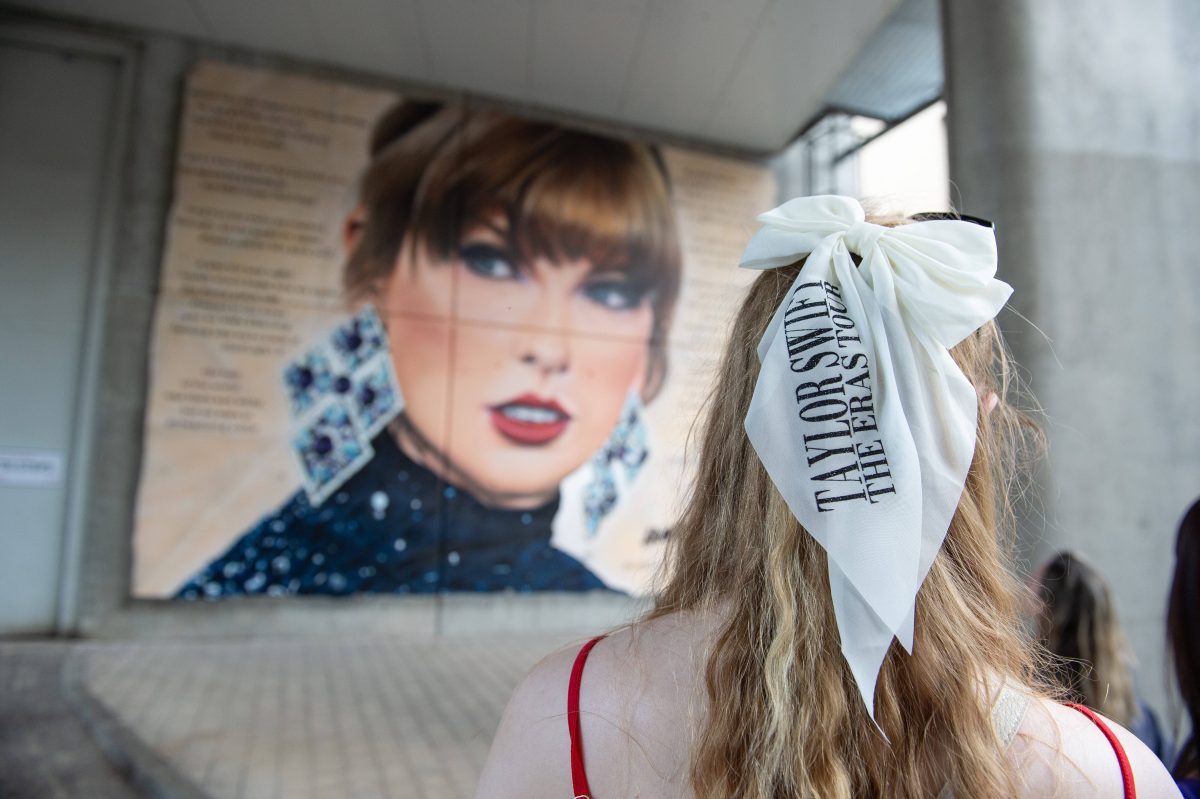 Taylor Swift tritt in dieser Woche drei Mal in Gelsenkirchen auf und lockt Fans aus aller Welt in die Stadt.