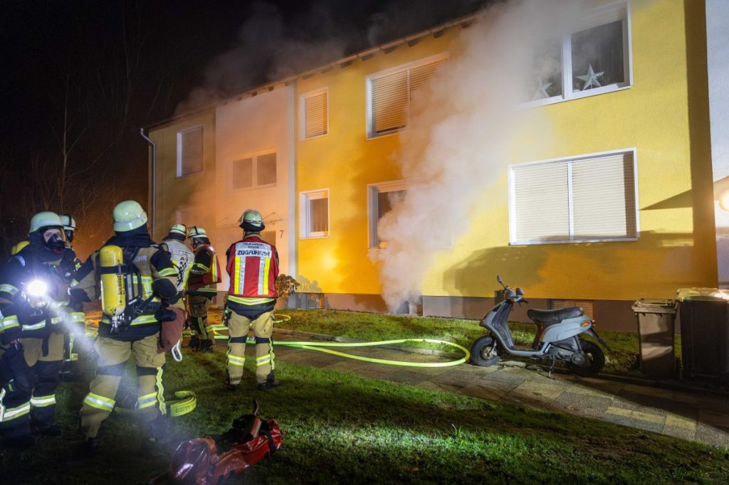 In Essen-Frintrop ist es in der Nacht von Freitag auf Samstag zu einem Kellerbrand gekommen.