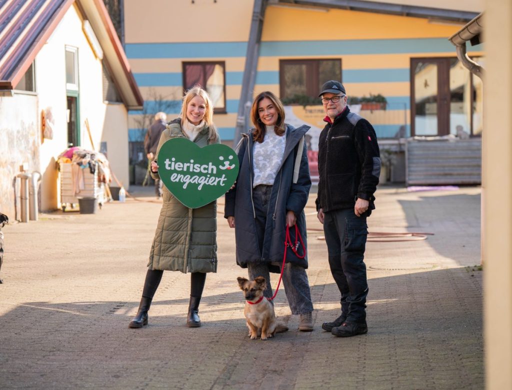 Tierheim NRW: Jana Ina Zarrella + Fressnapf