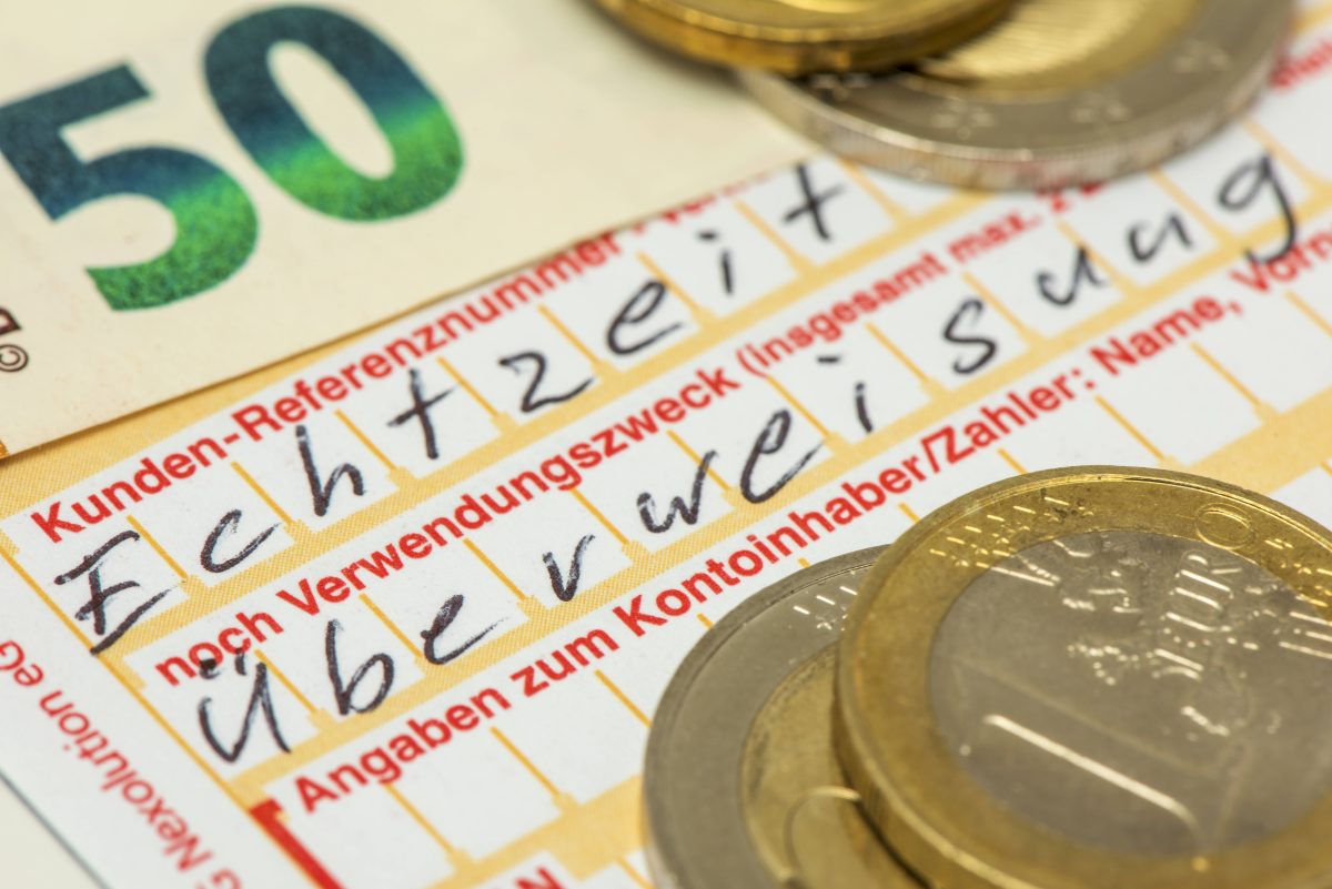 Die Echtzeit-Überweisung bei Sparkasse und Co. erfährt bald eine Änderung. (Symbolfoto)