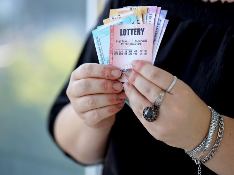 Lotto-Gewinnerin knackt Millionen-Jackpot – es beginnt ein fünf Jahre langes Drama!