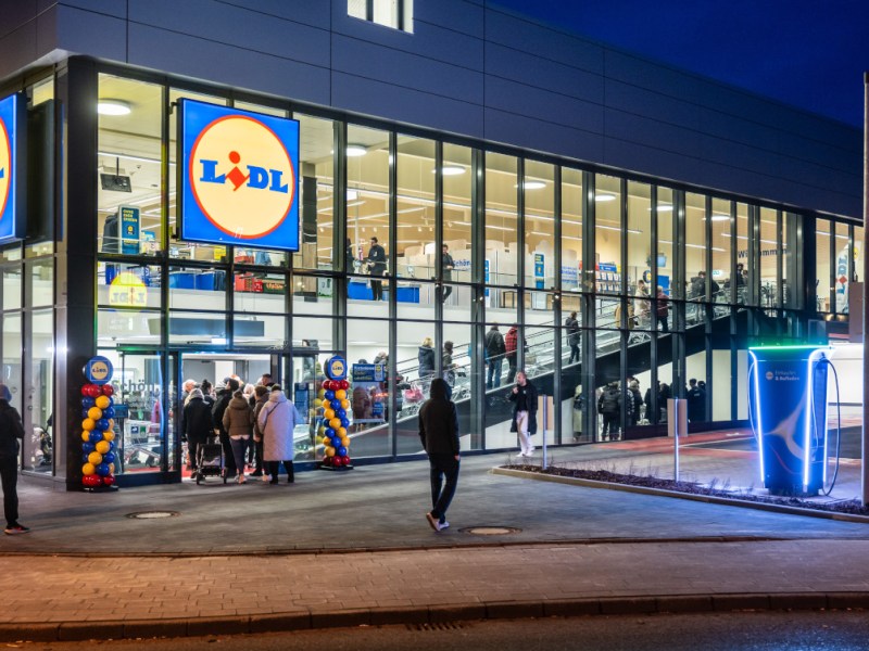 US-Amerikaner besucht Lidl in NRW – darüber kommt er einfach nicht hinweg